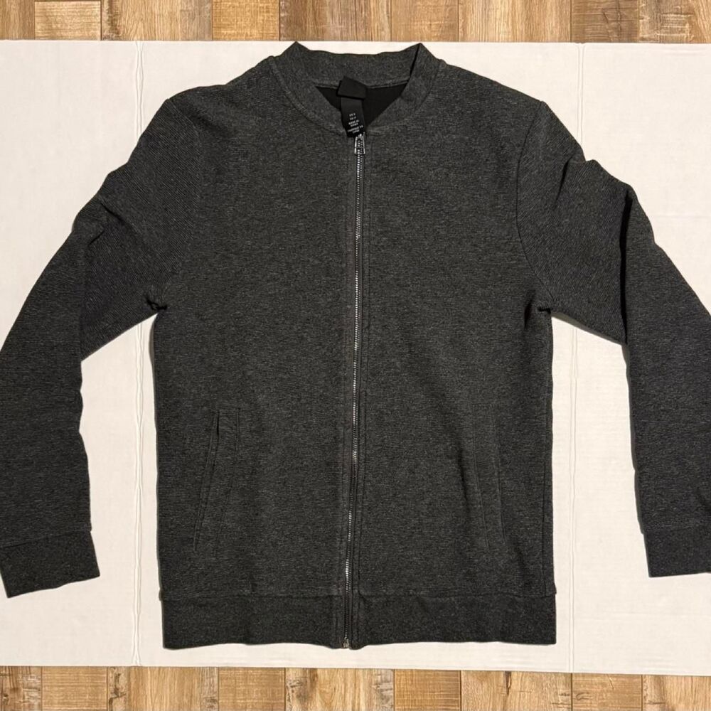 H&M charcoal gray zip-up bomber jacket in men’s size Small